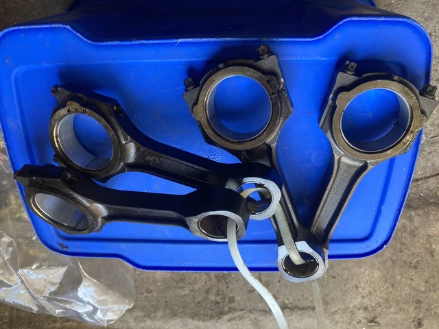 Ford Transit 2.2 TDCI Diesel Engine Cyra Connecting Rods