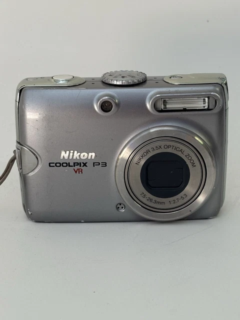 Nikon COOLPIX P4 シルバー Amazon.com : Nikon Coolpix P4 8.1MP Digital Camera with 3.5x
