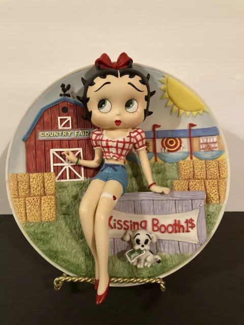 Danbury Mint Betty Boop collectors plate  “Kissing Booth”