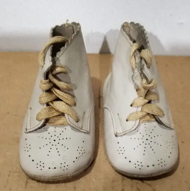 Vintage BABY CHILDS White Leather Shoes Guide Step USA