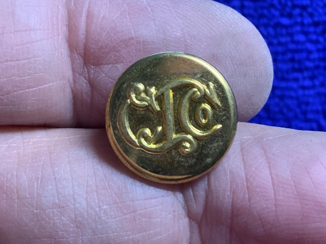 CONESTOGA TRACTION CO. (LANCASTER PA) 15mm GILT CONDUCTOR CUFF BUTTON 1900 SMC
