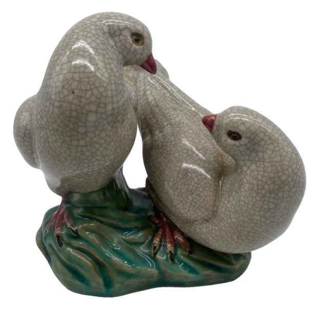 Vintage Chinese Crackle Porcelain Pair Of Doves Figurine 6”