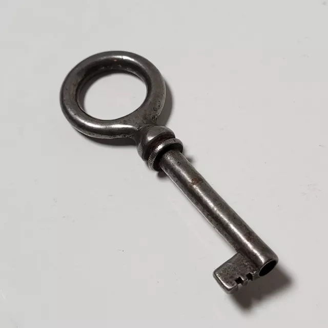 Vintage Open Barrel Antique Skeleton Key Approx 2 3/8" Long Steel Cat#J8-63