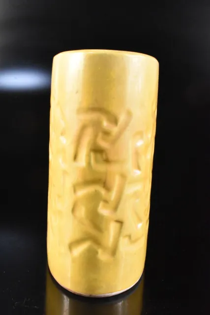 AZ238: Japanese Seto-ware Yellow glaze pattern sculpture FLOWER VASE Ikebana
