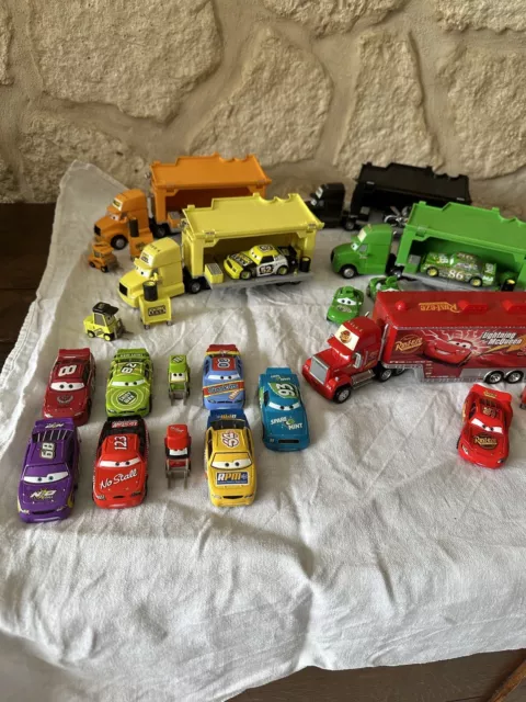 Lot 22 Voitures Cars 1 Disney Pixar Métal Pilote Piston Cup