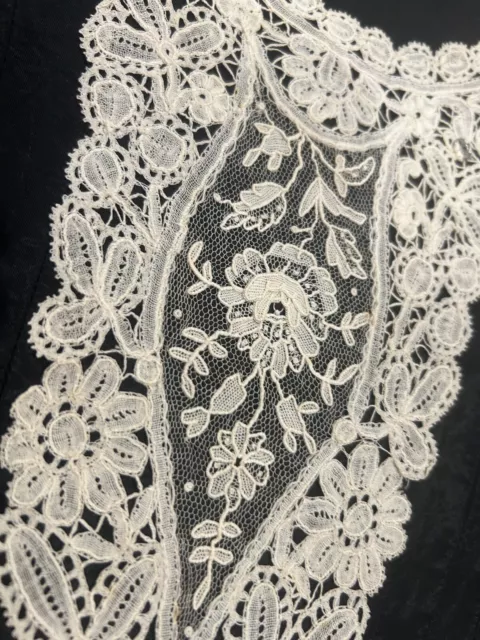 Antique 19th century large Point de Gaze lace collar Brussels Rosepoint