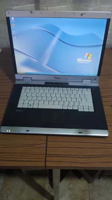 pc portable fujitsu v3505