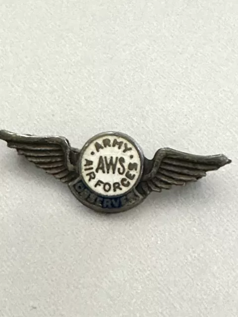 WWII AWS ARMY AIR FORCES CHIEF OBSERVER Wings enamel pinback button B7