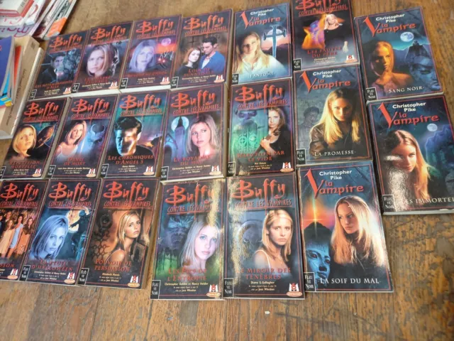 Lot de 20 livres Buffy contre les vampires et La vampire