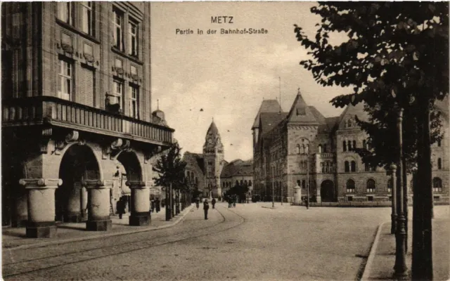 CPA AK METZ - game in the station street (454513)