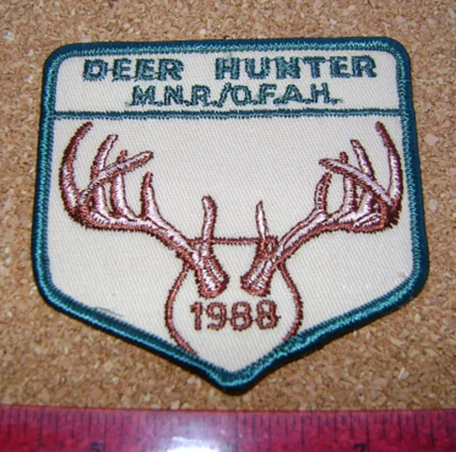 1988 ONTARIO MNR DEER HUNTING PATCH moose bear elk hunter firearms dnr shooting