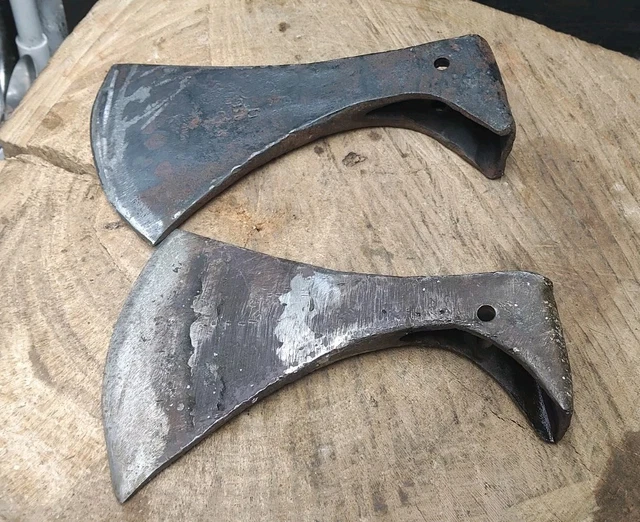 MILITARIA OUTIL ANCIEN, old tool AXE, Militaire hache WW1 outillage (n MILITARIA OUTIL ANCIEN, old tool AXE, Militaire hache WW1 outillage (n