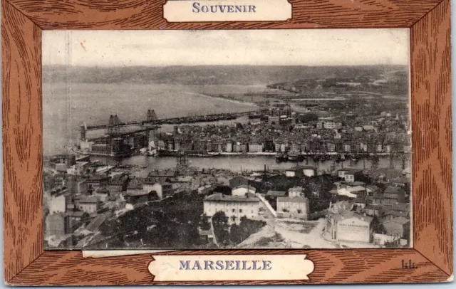 13 MARSEILLE - carte souvenir a systeme