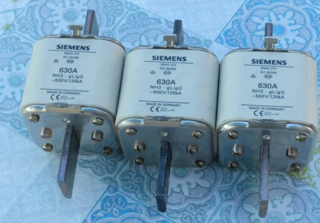 3X Siemens 3NA3372 cartouche fusible à couteaux NH, NH3, In: 630 A, gG Lot de 3