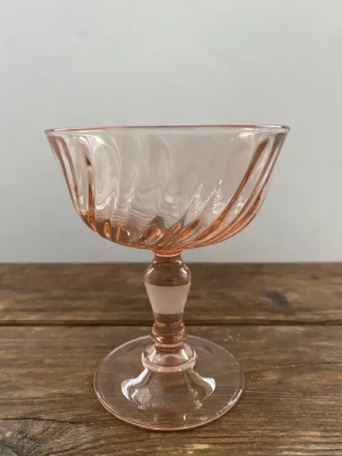 Vintage Arcoroc France Luminarc Rosaline Pink Swirl Champagne Sherbet Glass