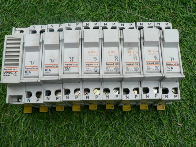 Lot de 8 Portes fusible LEGRAND avec sonnerie 220v