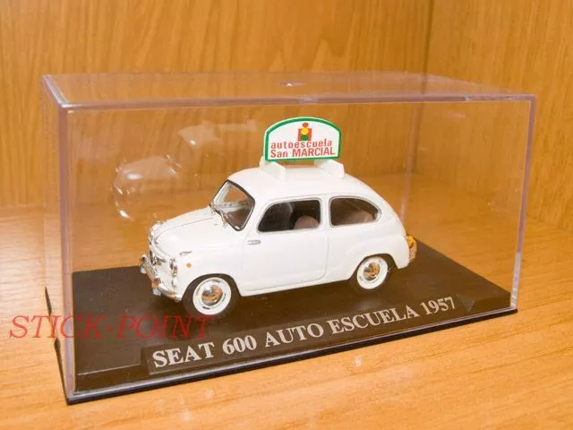 Seat 600 Fiat Autoescuela Driving School 1957 1:43 Mint