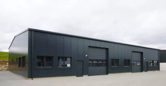 DELTACON Stahlhalle Büro Werkstatt Produktion 18 x 25 x LH 5/ FH 7 m isol.