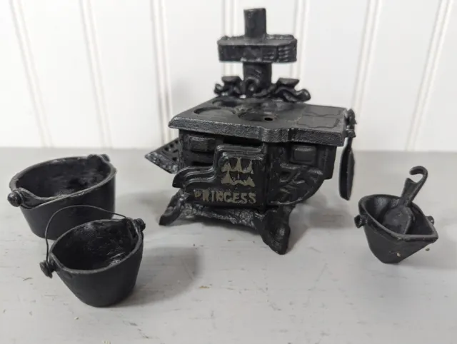 Princess Miniature Cast Iron Range Stove Oven & Pans Made In Taiwan Vintage