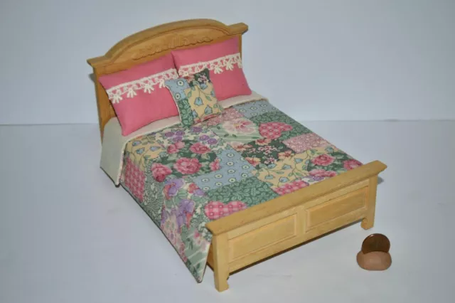 Miniature Dollhouse Bedspread Comforter  1:12 w-3 Pillows Handmade Faux Quilt