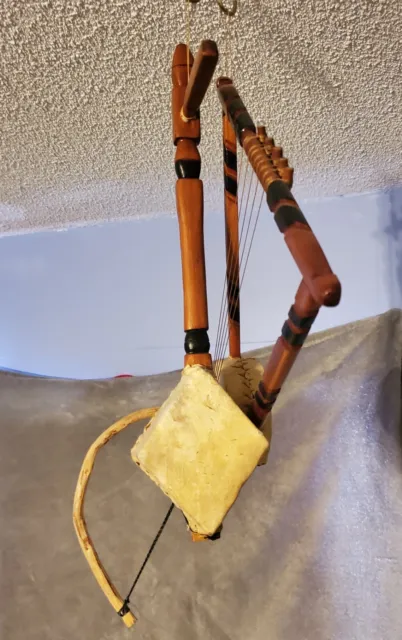 Instrumento de laúd nyatiti hecho a mano tazón africano de 5 cuerdas y MÁS
