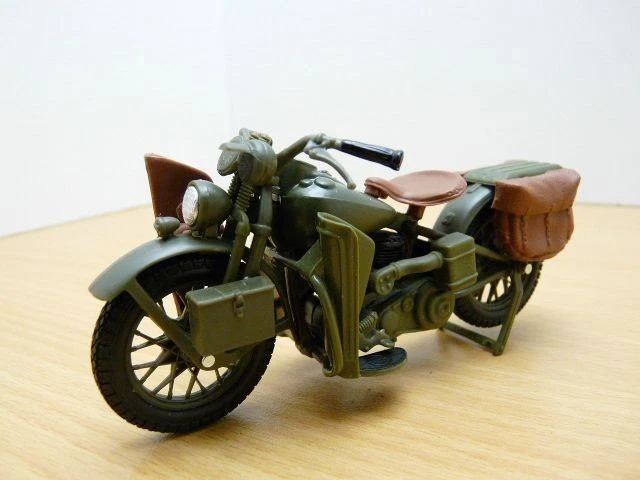 HARLEY DAVIDSON WLA FLAT HEAD vert kaki 1/18 EUR 23,90 - FR HARLEY DAVIDSON WLA FLAT HEAD vert kaki 1/18 EUR 23,90 - FR