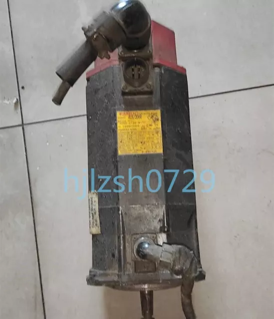 1Pcs Used Fanuc Servo Motor A06B-0126-B177 0.6KW