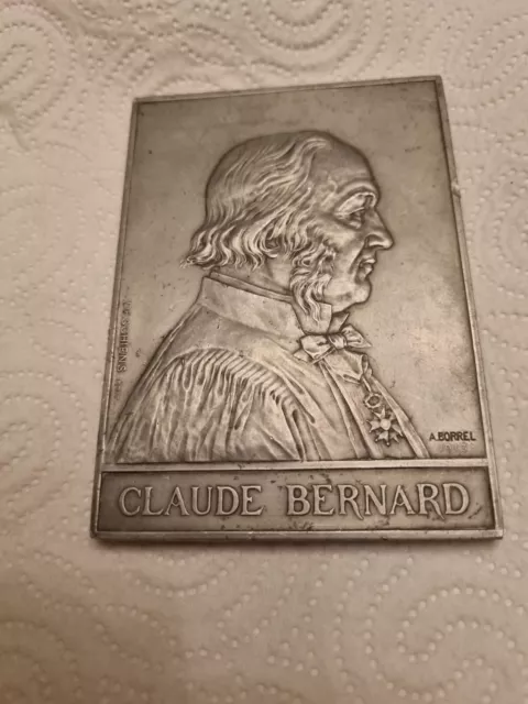 GRAND PLAQUE ou MEDAILLE EN ALUMINIUM - CLAUDE BERNARD, par A. Borrel 11 X 8 cm