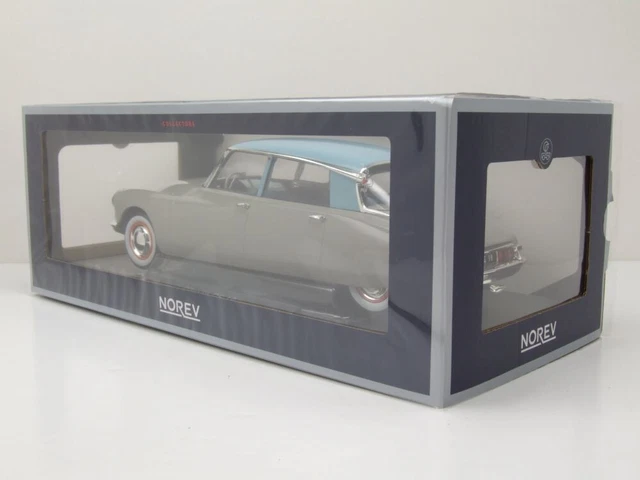 Miniature CHEVROLET Veraneio S Luxe 1971 break bleu toit blanc 1/43