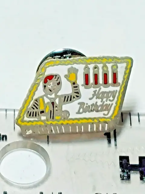 McDonald's HAPPY BIRTHDAY Lapel Pin  (041123)