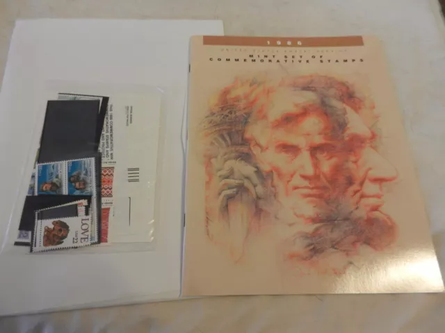1986 USPS Commemorative Mint Stamp Set with Booklet & Stamps
