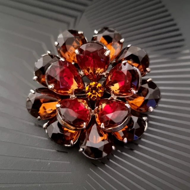 Broche Vintage Strass Argentée - Élégante Et Intemporelle (Sans Marque)