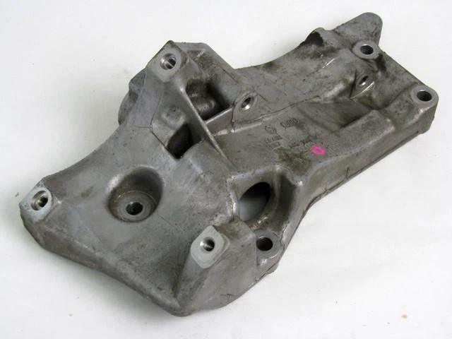 036145169G Support Alternateur Moteur VOLKSWAGEN Polo 1.4 63KW 5M B 5P (2011) R
