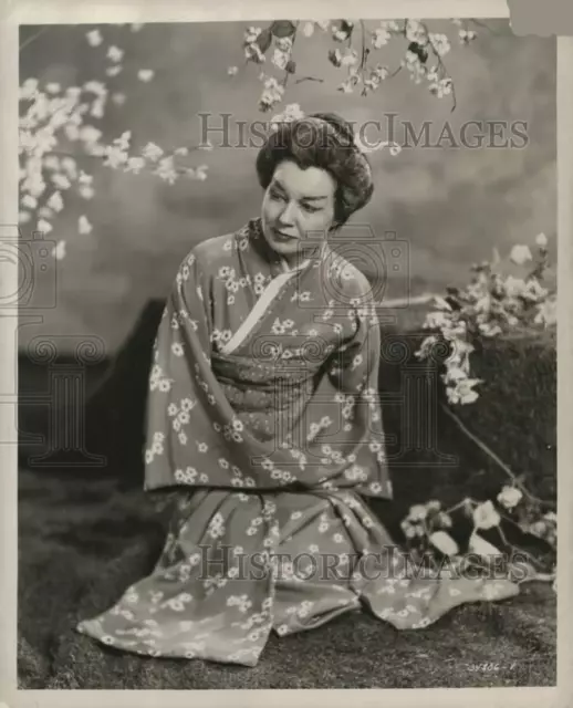 1958 Press Photo Lucille Browning stars as Suzuki in "Madame Butterfly."