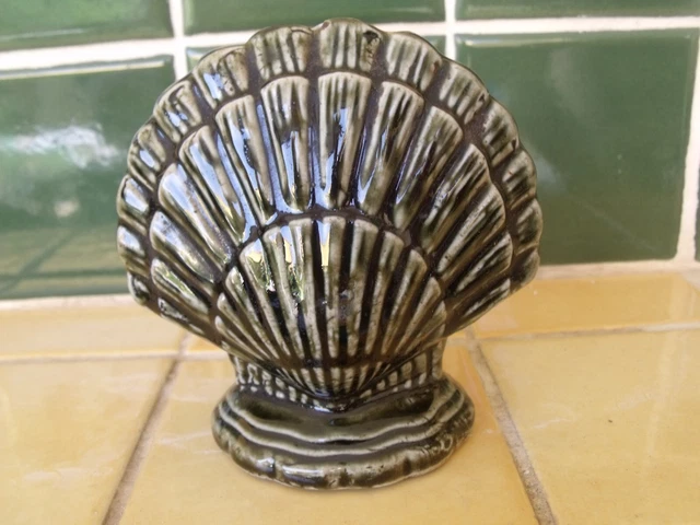 Ancienne Tirelire A Casser  Forme Coquille Saint Jacques