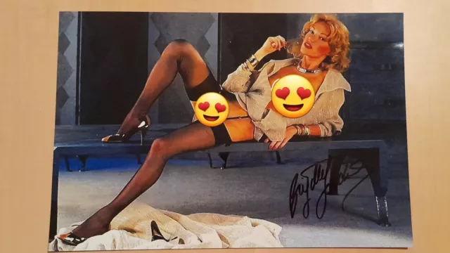 BRIGITTE LAHAIE sexy photo 20x30 cm signée signed AUTHENTIC AUTOGRAPH sexy & hot