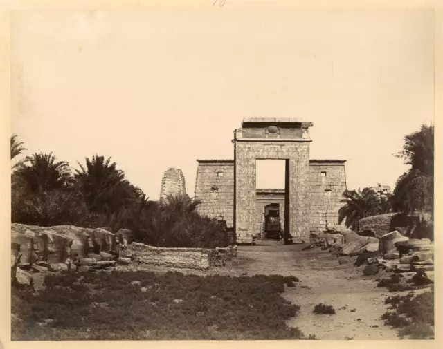 Egypte, Karnak, La grande porte d’accès du temple de Khonsou  Vintage albumen p