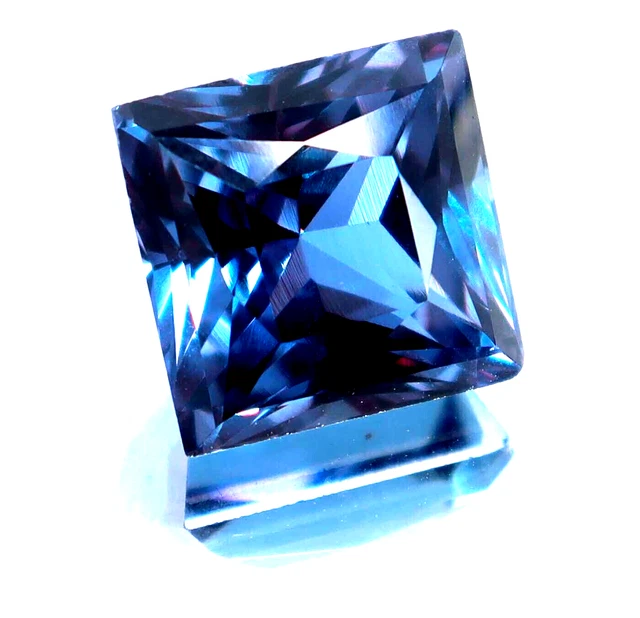 Pierre Alexandrite Lab-Créée 85 Ct - Forme Carrée - Qualité AAA - Fabriquée En Inde