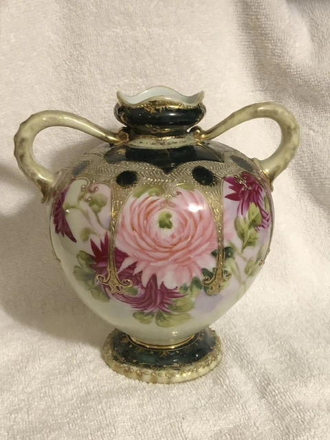ANTIQUE HAND PAINTED NIPPON JAPAN FLORAL GOLD MORIAGE VASE Pink Red Urn Textured
