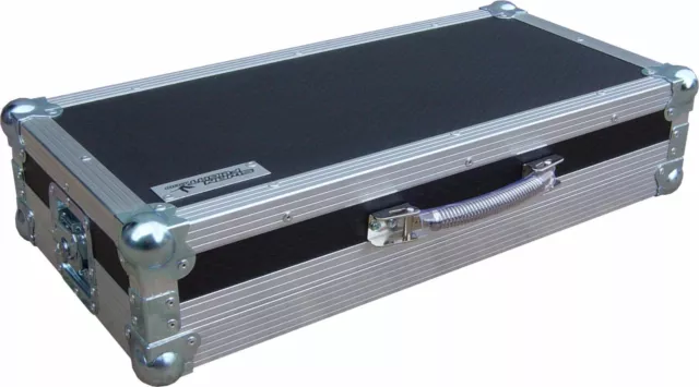 BOSS GR55 Guitar Synth Pedal Swan Flight Case (Hex)