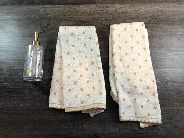 Toallas de mano y dispensador de jabón Dold Poka Dot