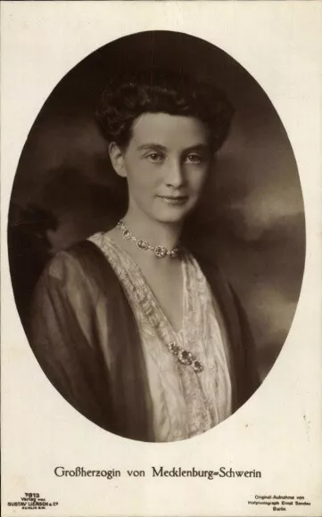 Ak Großherzogin Alexandra von Mecklenburg Schwerin, Portrait - 10917580