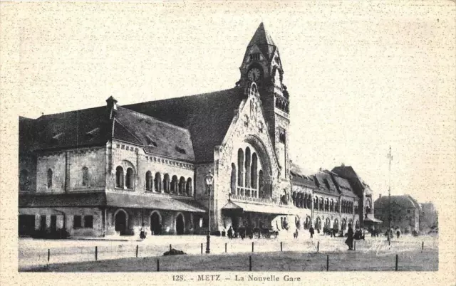 Cpa 57 Metz Le Nouvelle Gare