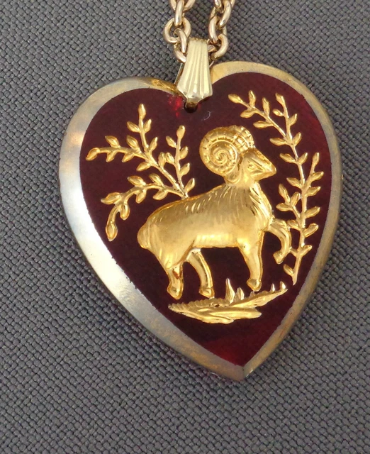 Vintage RED Heart Aries Ram Zodiac Glass Pendant Necklace Gold Intaglio German