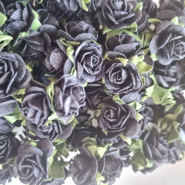 15x20mm Miniatur Papier Tee Rose Maulbeere Blume Handwerk Kunst schwarz (F13)