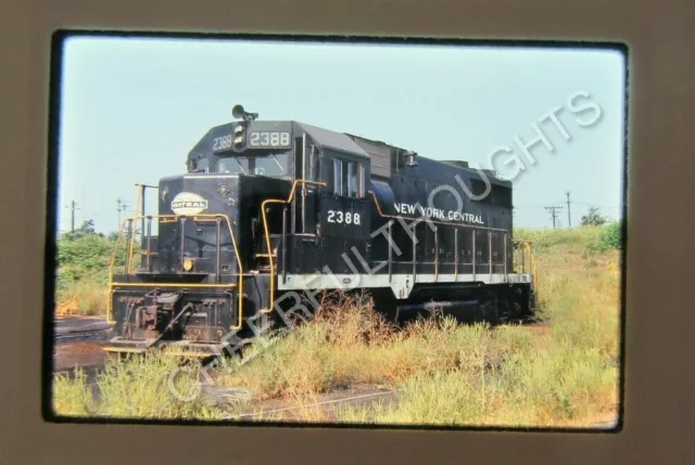 Original '69 Ektachrome Slide NYC New York Central 2388 GP35        32B30