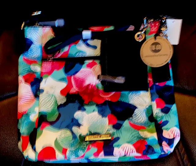 Samantha Brown To-Go MEDIUM Zip-Front Crossbody Handbag Flower CAMO nwt