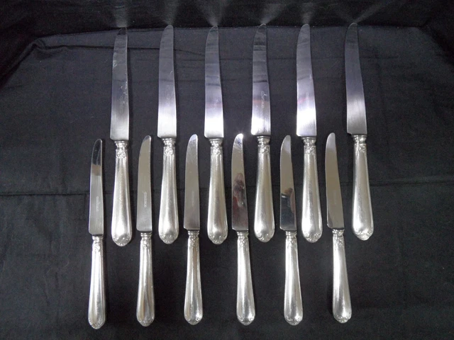 11 COUTEAUX DE TABLE LAME INOX MANCHE METAL ARGENTE