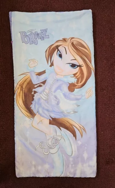 Bratz On Ice Slumber Party Zip Up Sleeping Bag 54” x 26” MGA Girls Boys