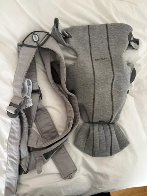 baby bjorn baby carrier mini - light grey, excellent condition